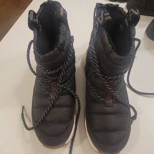 The North Face Black Quilted Winter Boots